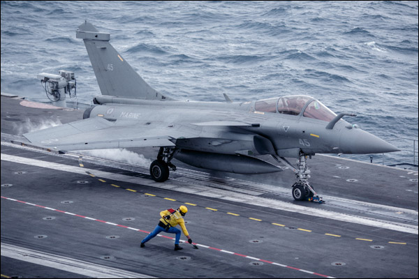 À bord du Charles De Gaulle